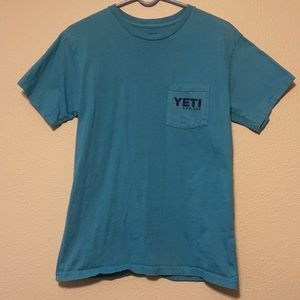 Yeti Mens medium T-shirt